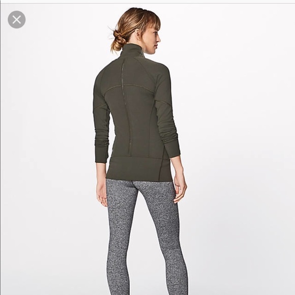 Great condition lululemon contour jacket sz 8 olive - Picture 3 of 7